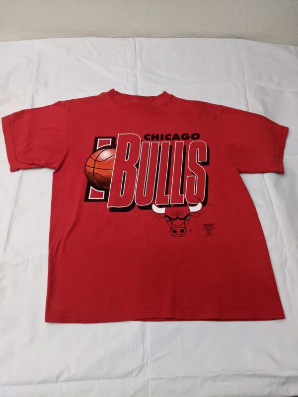 Vintage 90s Chicago Bulls T-Shirt - Men's L