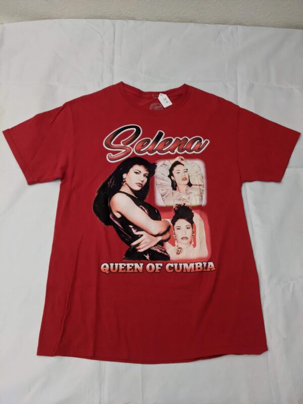 Selena Queen of Cumbia T-Shirt - Men's M
