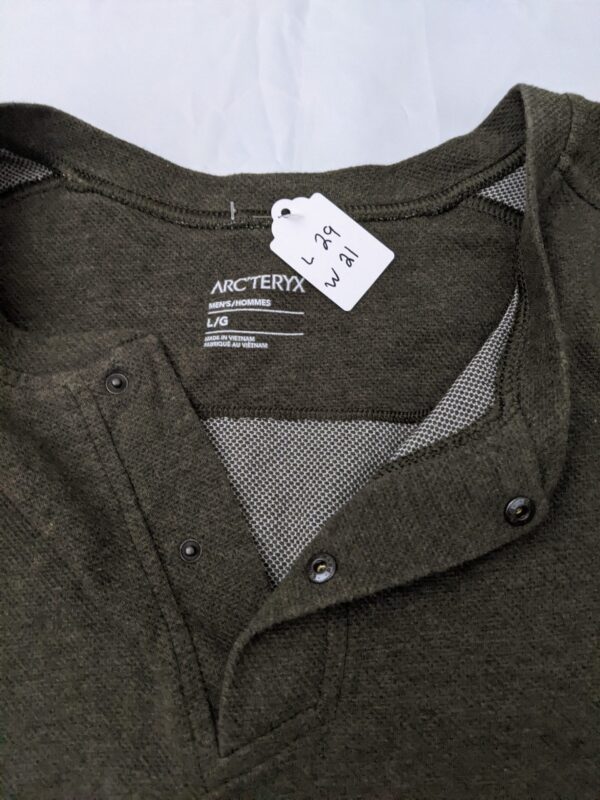 Arc'Teryx Henley Snap Button Thermal Shirt - Men's L