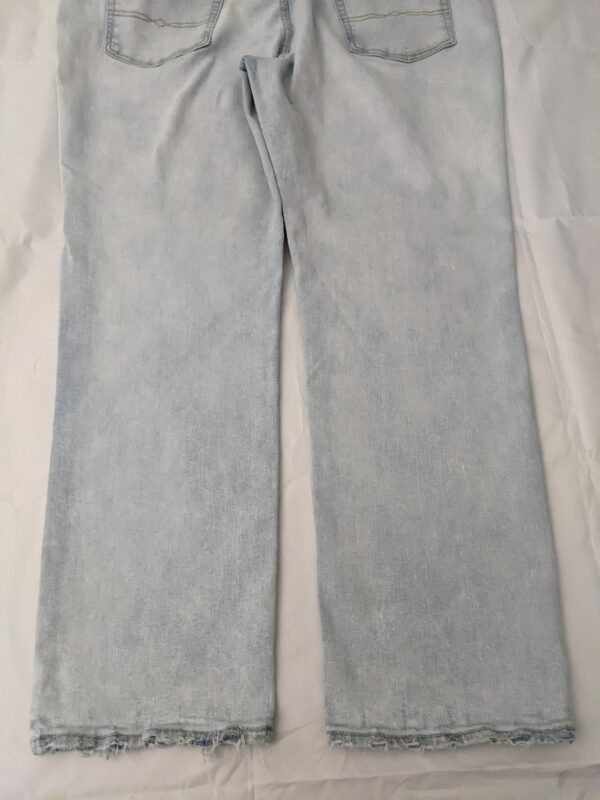 Lucky Brand Athletic Fit Jeans - Men's 44x32 - Image 7