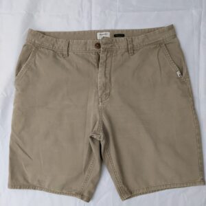 Y2K Quiksilver Straight Fit Chino Khaki Shorts - Men's 36