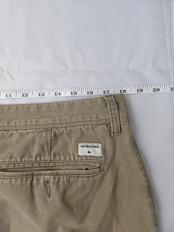 Y2K Quiksilver Straight Fit Chino Khaki Shorts - Men's 36