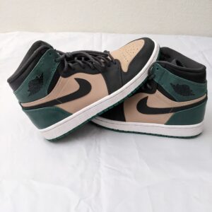 Air Jordan 1 Retro High Bio Beige Anthracite Mystic Green - Women’s US 9