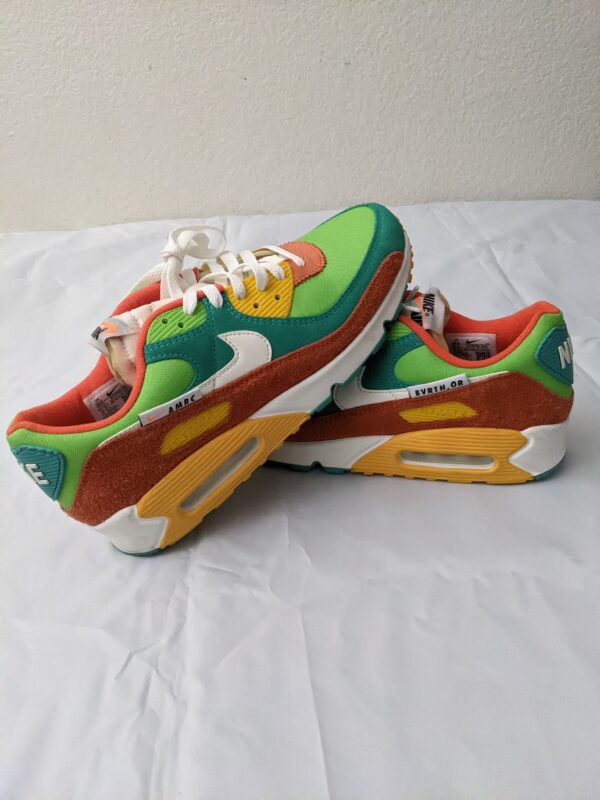 Nike Air Max 90 SE Running Club - Men's US 10.5