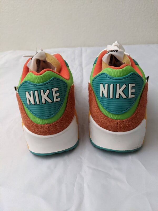 Nike Air Max 90 SE Running Club - Men's US 10.5 - Image 4