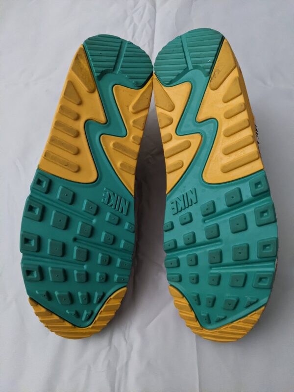 Nike Air Max 90 SE Running Club - Men's US 10.5 - Image 8