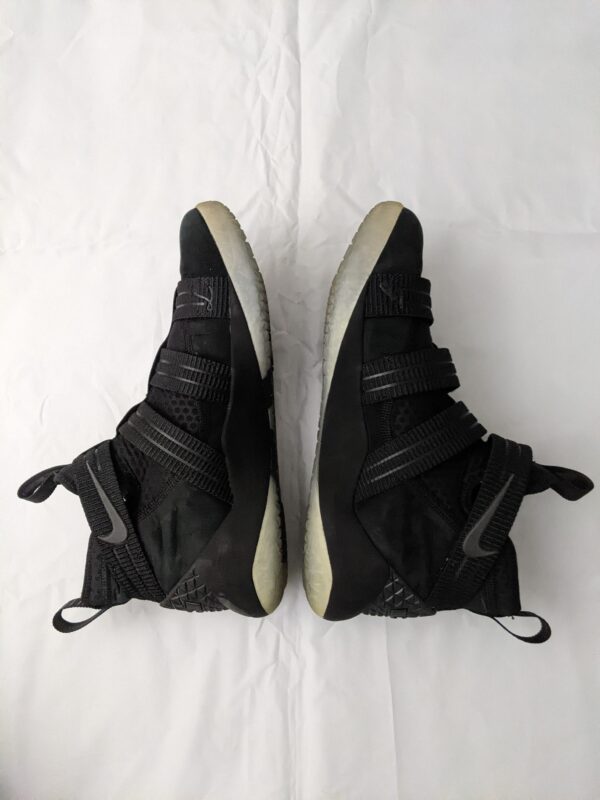 2016 Nike LeBron James Zoom Soldier SFG 11 Prototype - Men's US 11